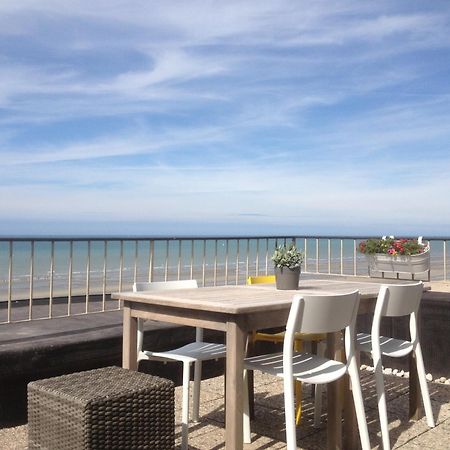 Zeedijk44 - Frontal Sea View Penthouse Leilighet De Panne Eksteriør bilde