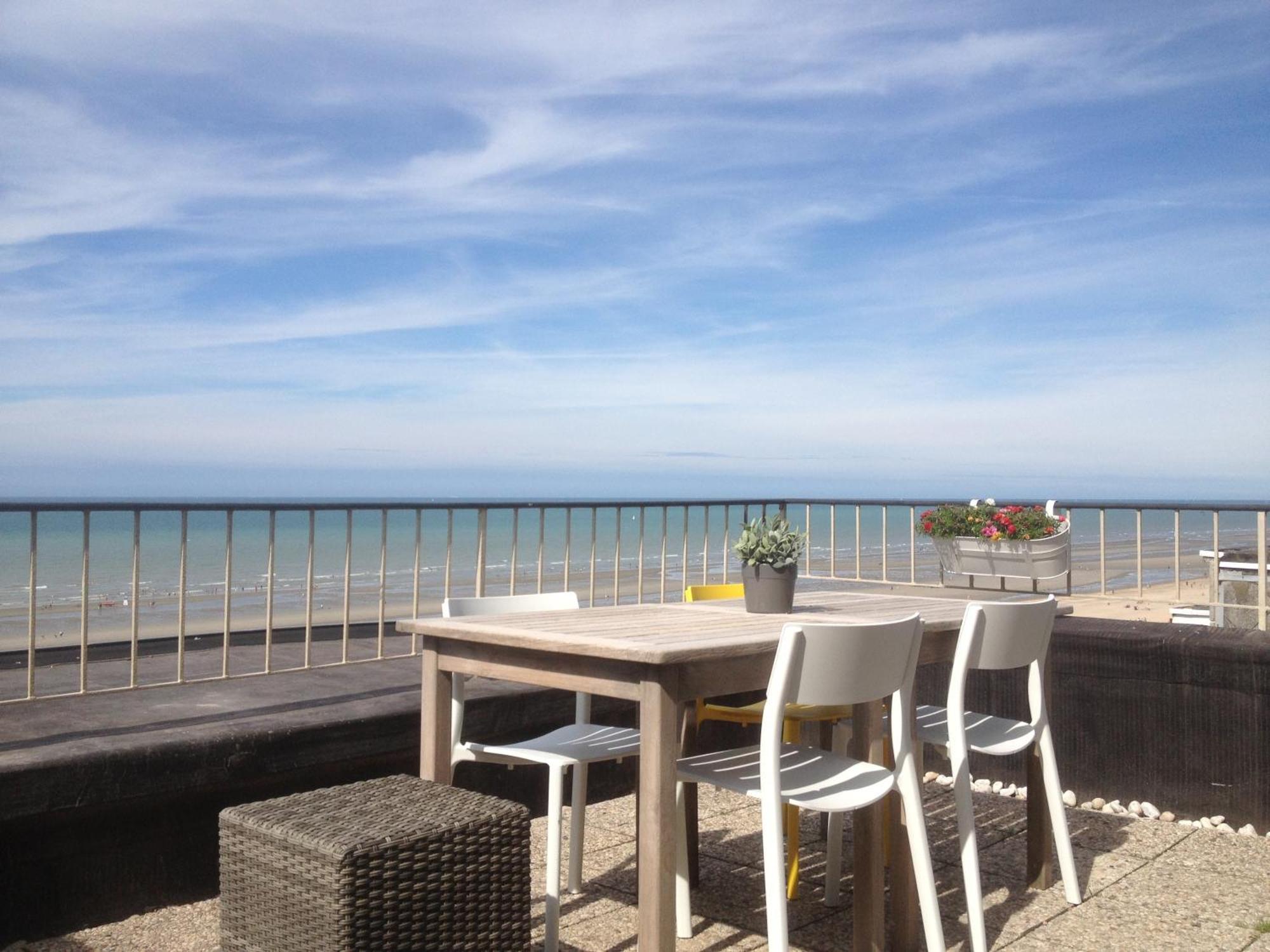 Zeedijk44 - Frontal Sea View Penthouse Leilighet De Panne Eksteriør bilde